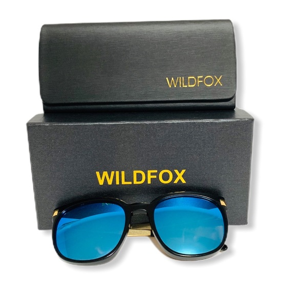WILDFOX Geena Mirrored Square Sunglasses - Picture 4 of 7